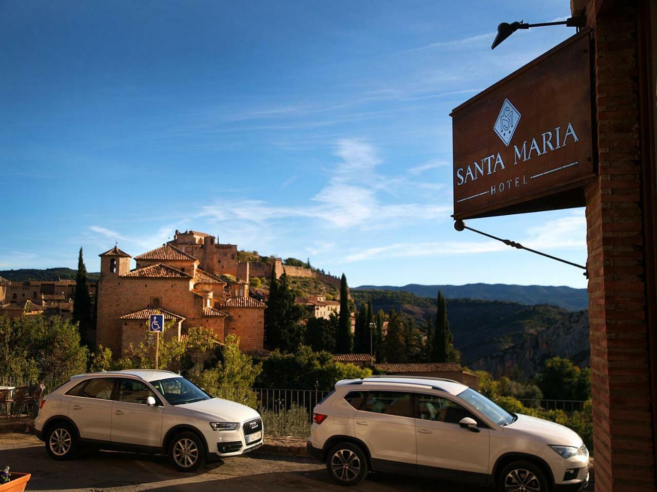 Hotel Santa Maria De Alquezar Exterior photo